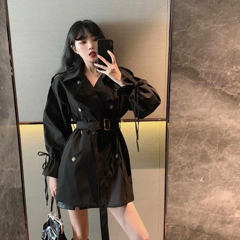 

Coats & Jackets
