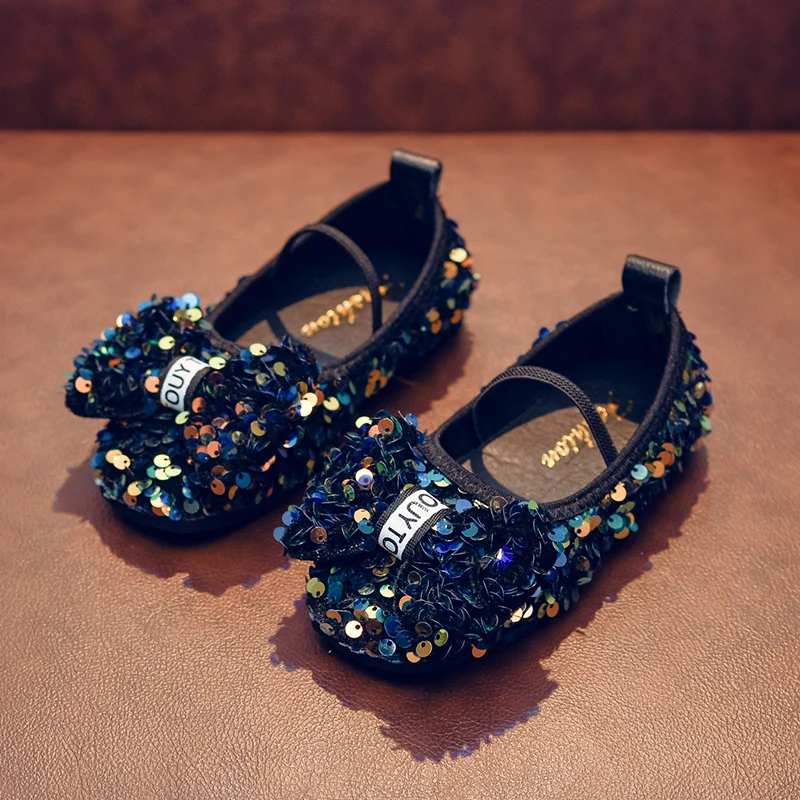 Детские кожаные кроссовки с бантом демисезонные в Корейском стиле для девочек