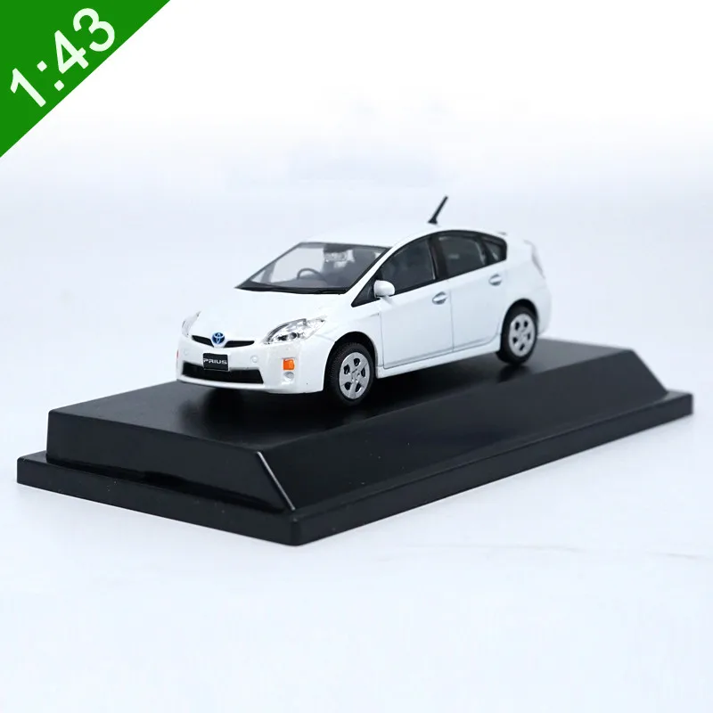 Модель из сплава TOYOTA PRIUS 1:43 Специальный оригинальный литой коллекционный подарок