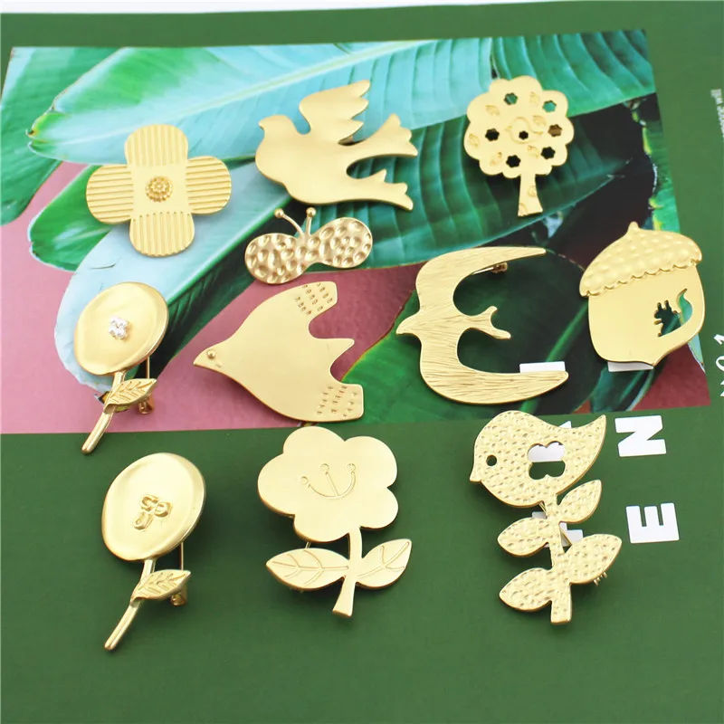 Japan and South Korea Minagawa Ming style alloy plating matte gold brooch | Украшения и аксессуары