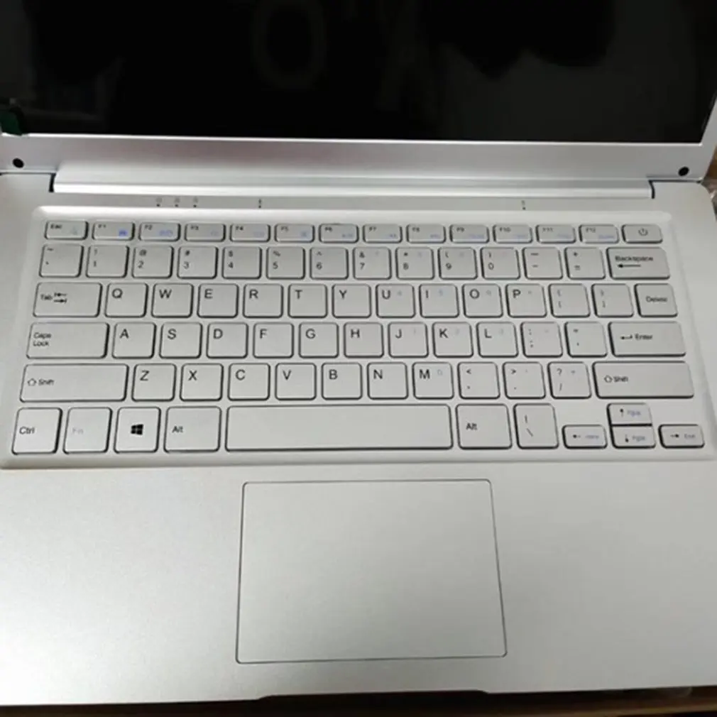 Beste Draagbare 14.1 Inch Single Camera Laptop Led Scherm High Definition 1.5Ghz Quad Core Ultradunne Praktische Computers