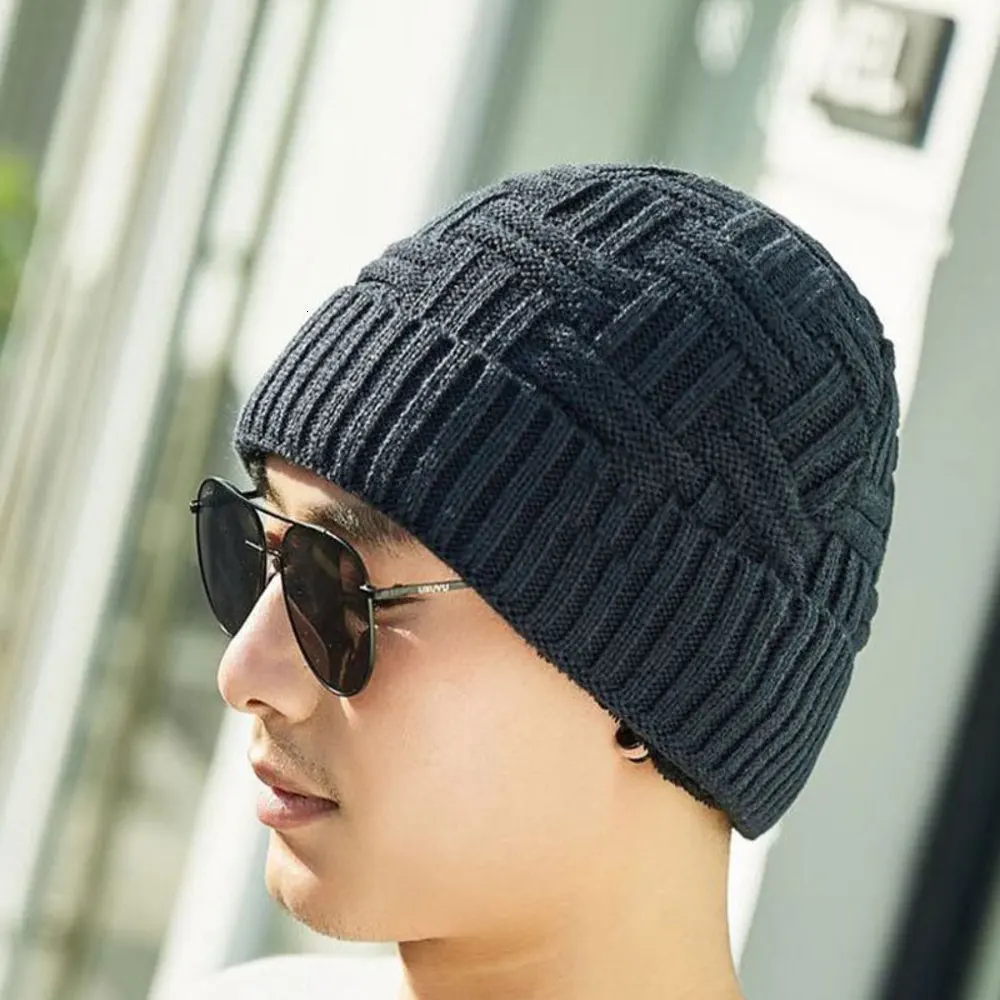 Мужская зимняя теплая шапка XPeople с напуском вязаная флисовой подкладкой и