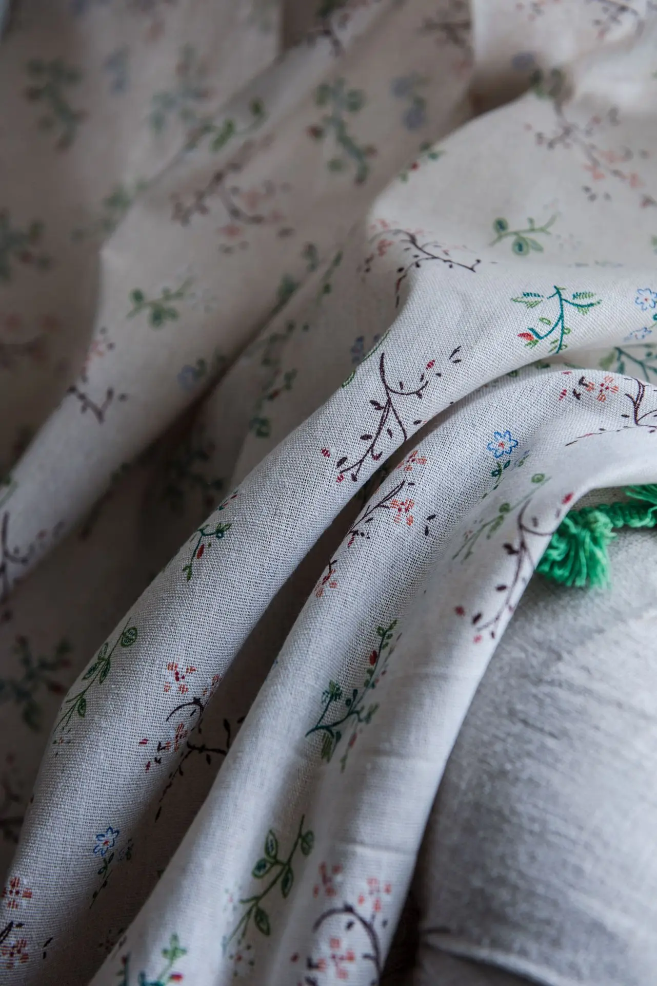 

JELIS Green Tassel Simple Small Floral Curtains for Living Room Bedroom Pastoral Sytle Curtains Dining Room Shade Home Textiles