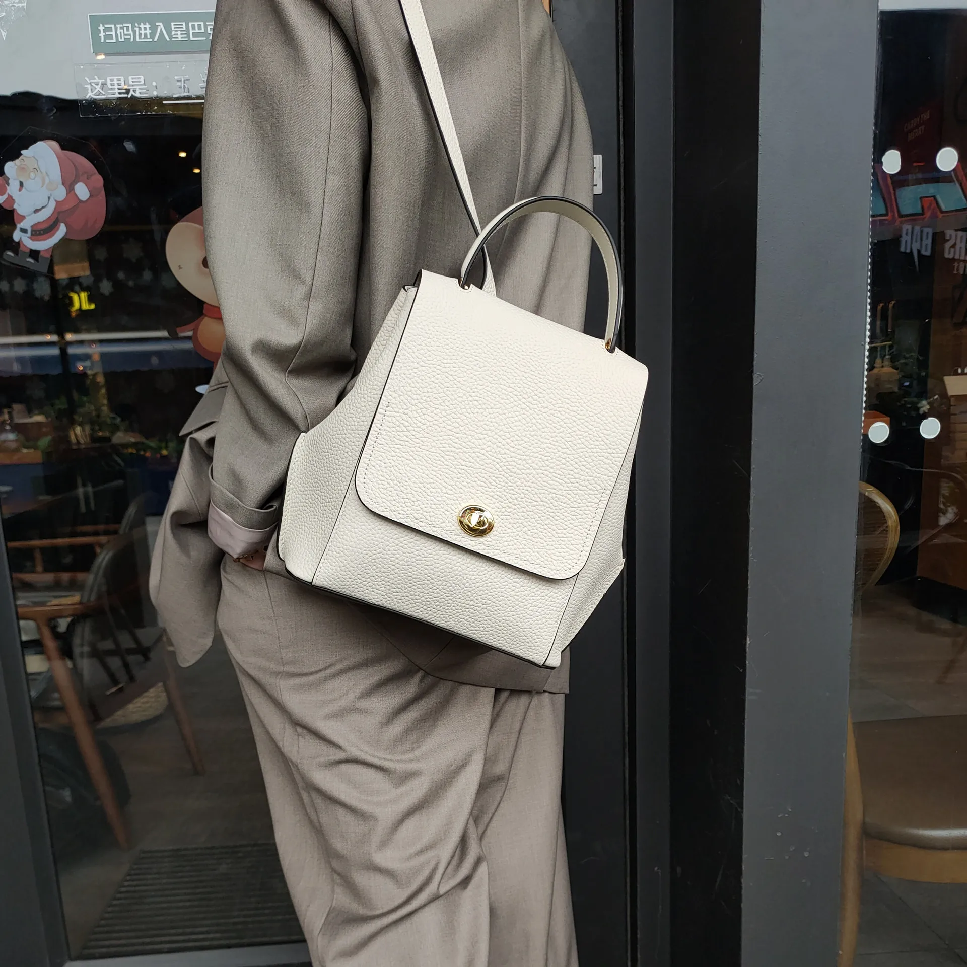 Женский рюкзак из мягкой натуральной кожи школьный ранец для девочки