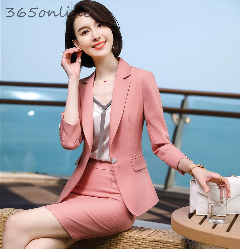 Женский деловой костюм с юбкой и пиджаком комплект из блейзера розового цвета в