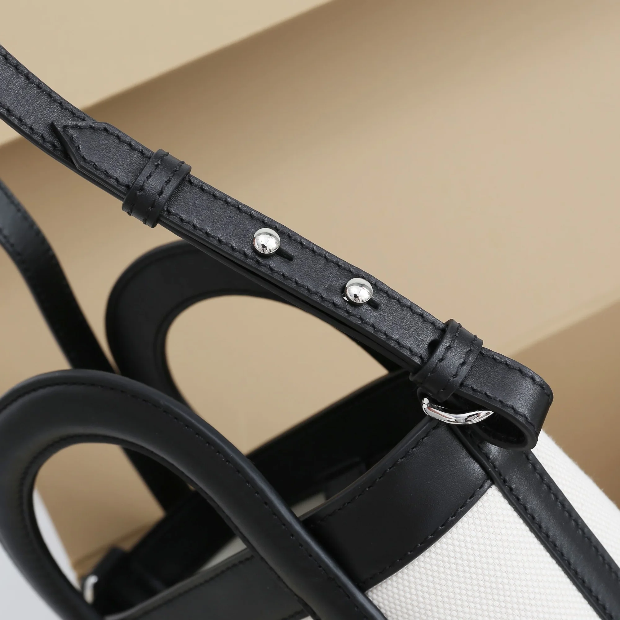

Designer handbags famous brand women 2020 high quality luxury bucket bag canvas joint leather shoulder bag with handle