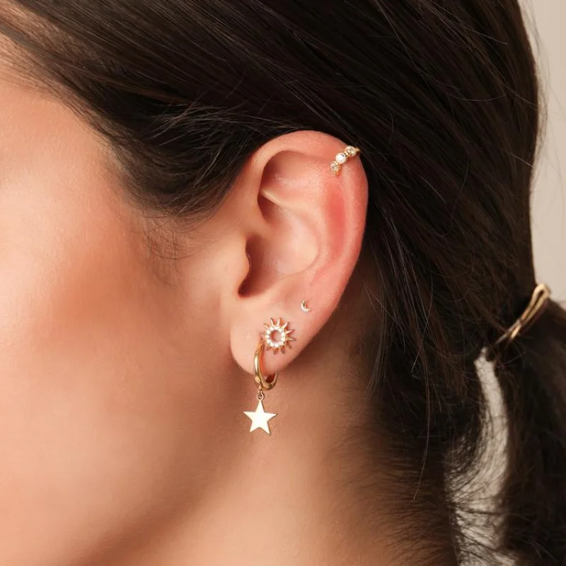 Женские серьги кольца из серебра 925 пробы в минималистическом