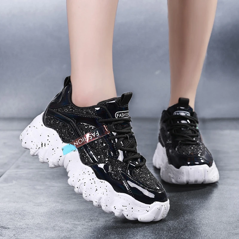 

2021 New Women's Vulcanized Shoes Female Sneakers Fashion Platform Shoes Bling Breathable Chunky Sneakers For Women Flat Shoes