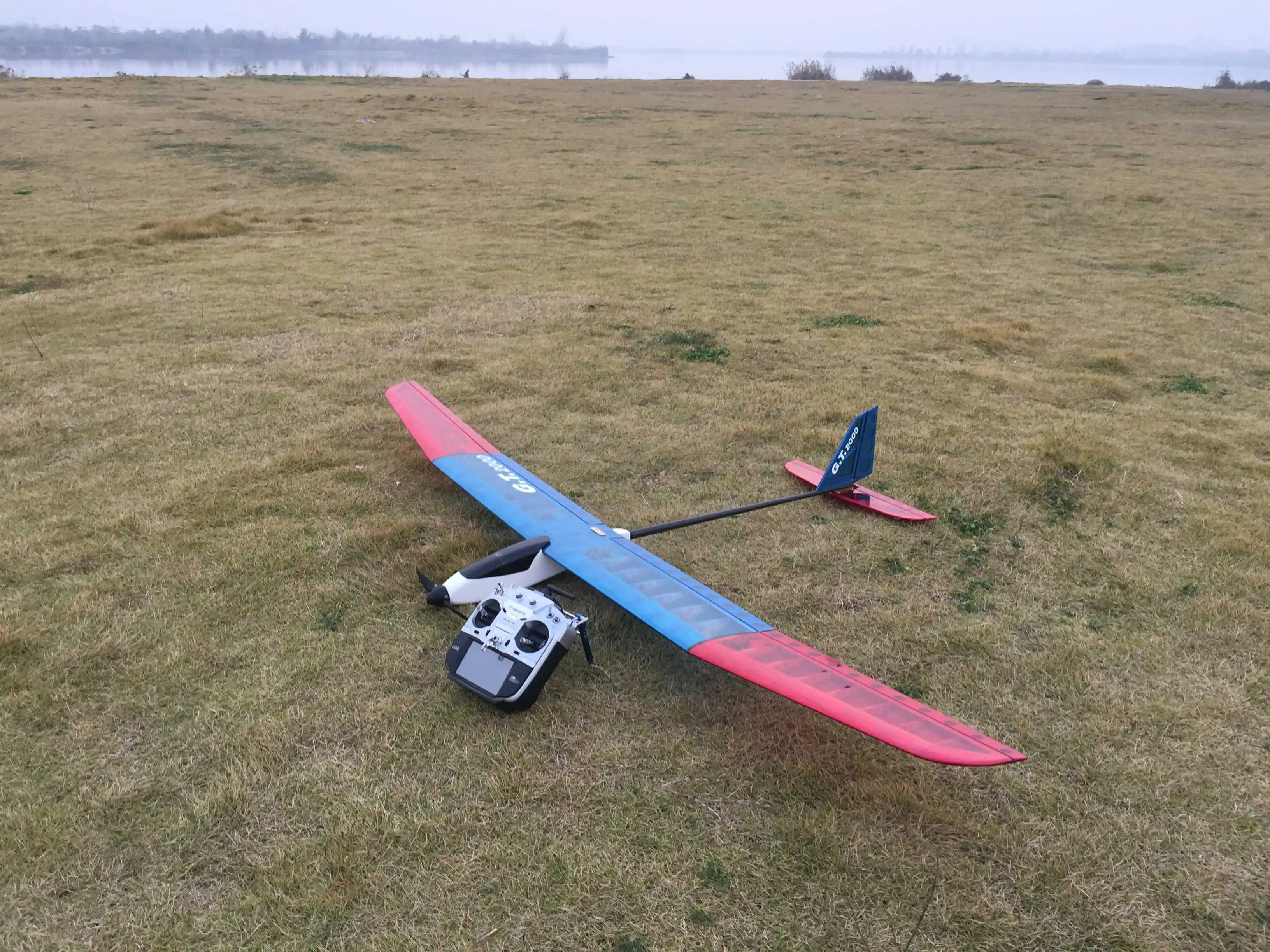 Модель самолета GTRC P5B GT2000 электрическая игрушка на радиоуправлении Glider Sailplane 2000