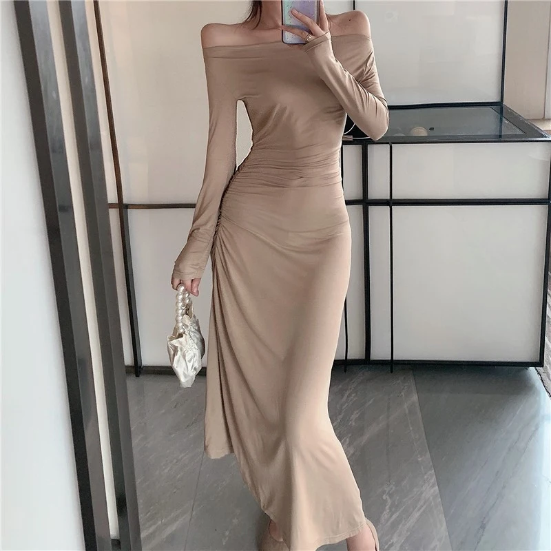 

Autumn And Winter Ladies Simple One Line Diagonal Shoulder Slim Fit Irregular Fold Long Sleeve Medium Length Dress
