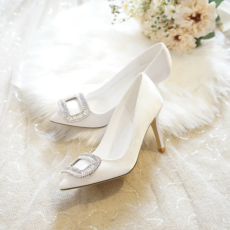

Style Pointed High Heel Dress Party Shoes White Wedding Shoes Rhinestone Bridal Shoes