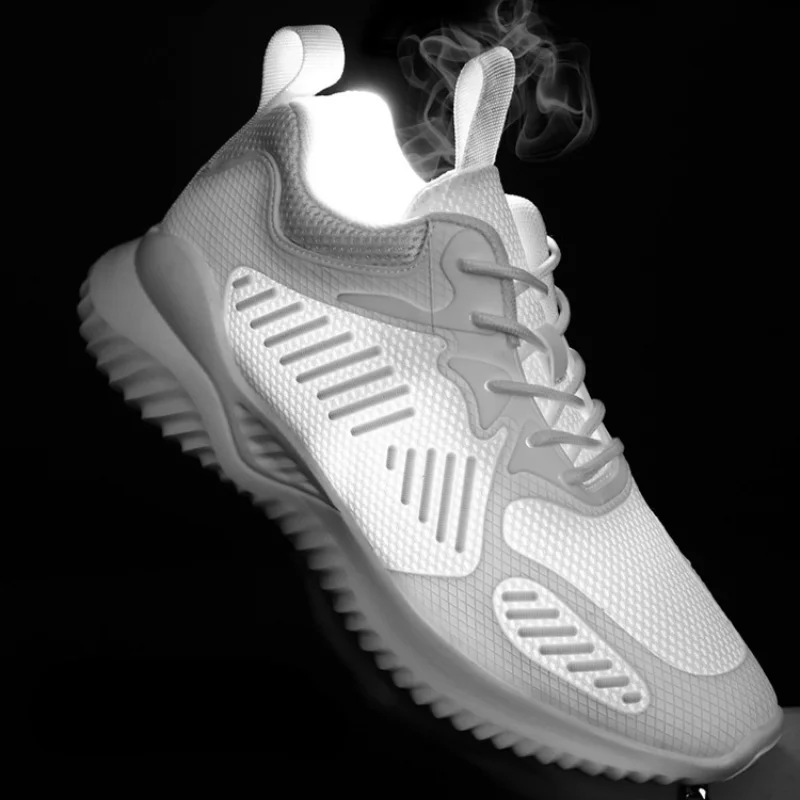 

Мужская повседневная обувь, кроссовки на платформе, повседневные спортивные кроссовки на плоской подошве для бега, легкая прогулочная дыша...