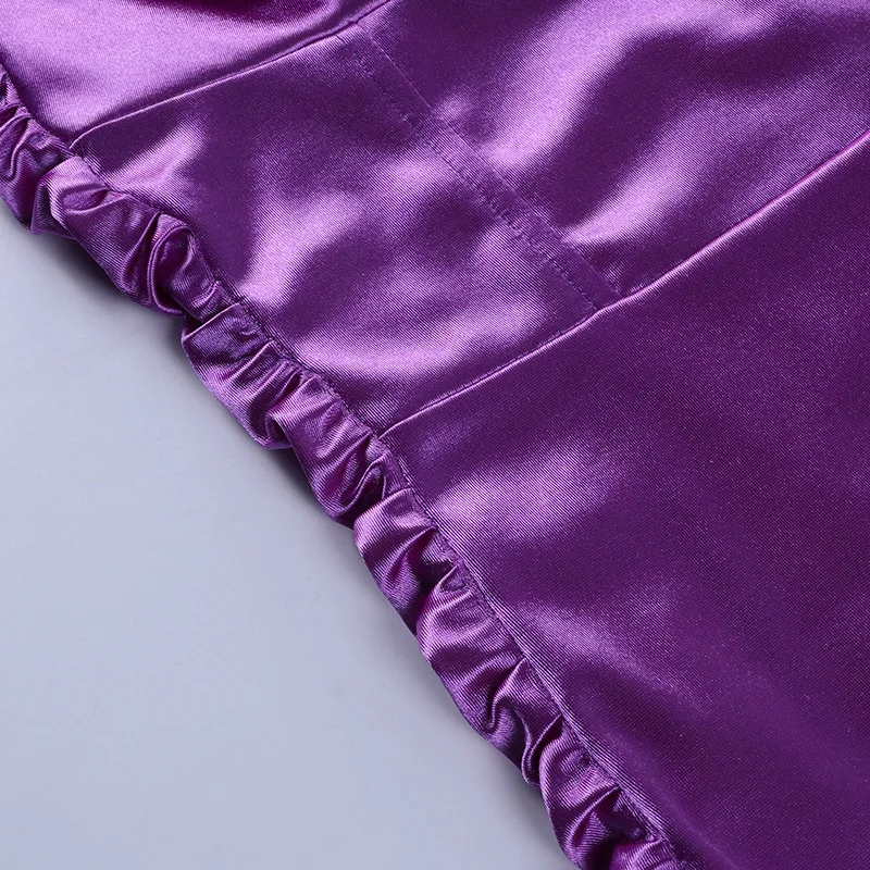 Женское вечернее платье праздничное цвета шампанского с воротником-хомутом и