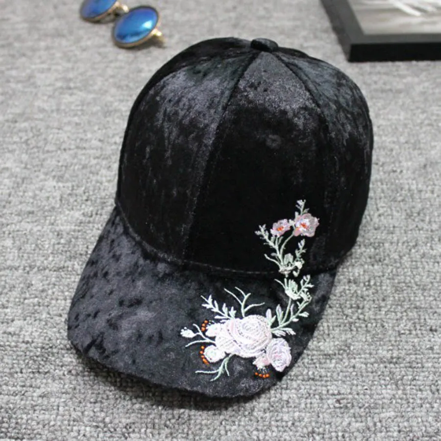 New female golden diamond embroidered rose baseball cap fashion curved brim hat shade cap