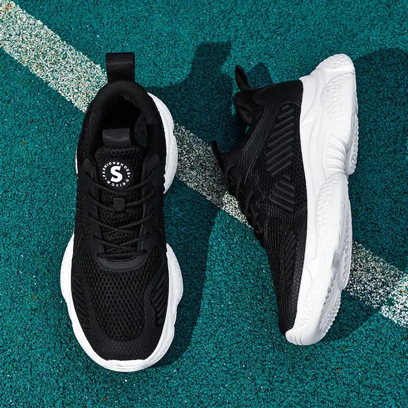 

Breathable Running Shoes for Man 2019 Sport Shoes Men Sneakers Zapatos Corrientes De Verano Red Chaussure Homme De Marque Yeezys