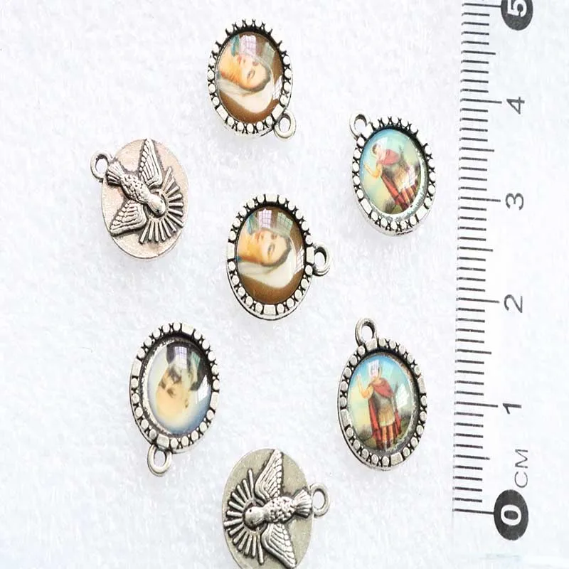 Подвеска с изображением Священного Сердца католической голубя мира