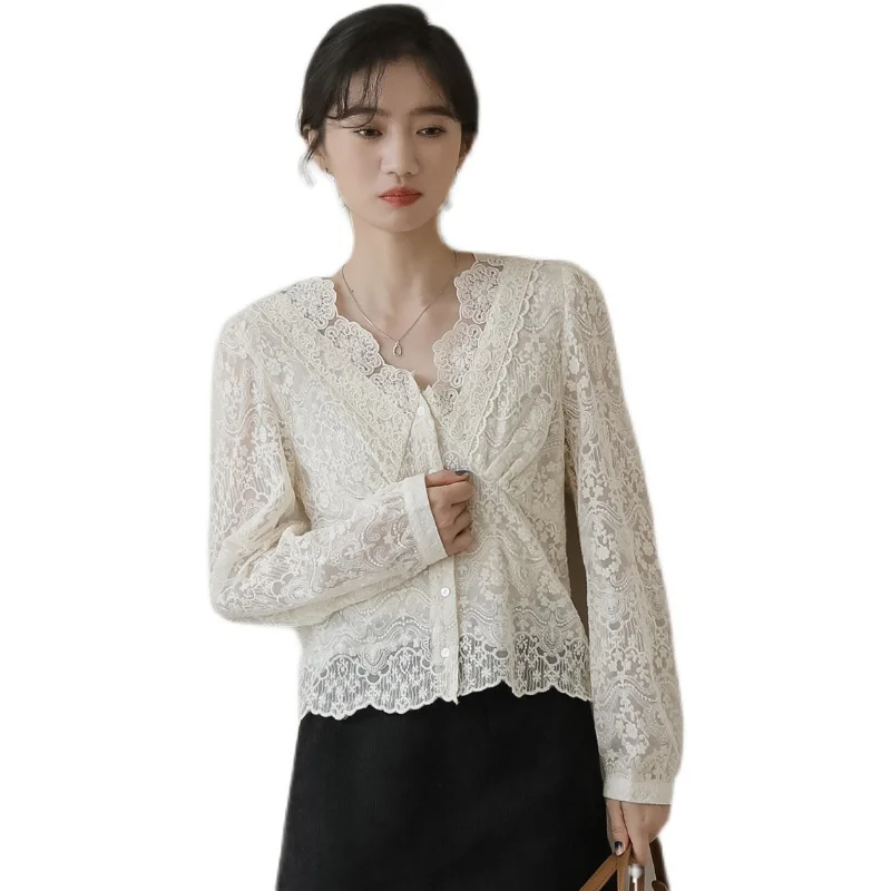 

2021 Spring Blouse Women Clothing Korean Style Harajuku Fashion Friends Personality Vintage Lace Hollow Shirt Women Tops