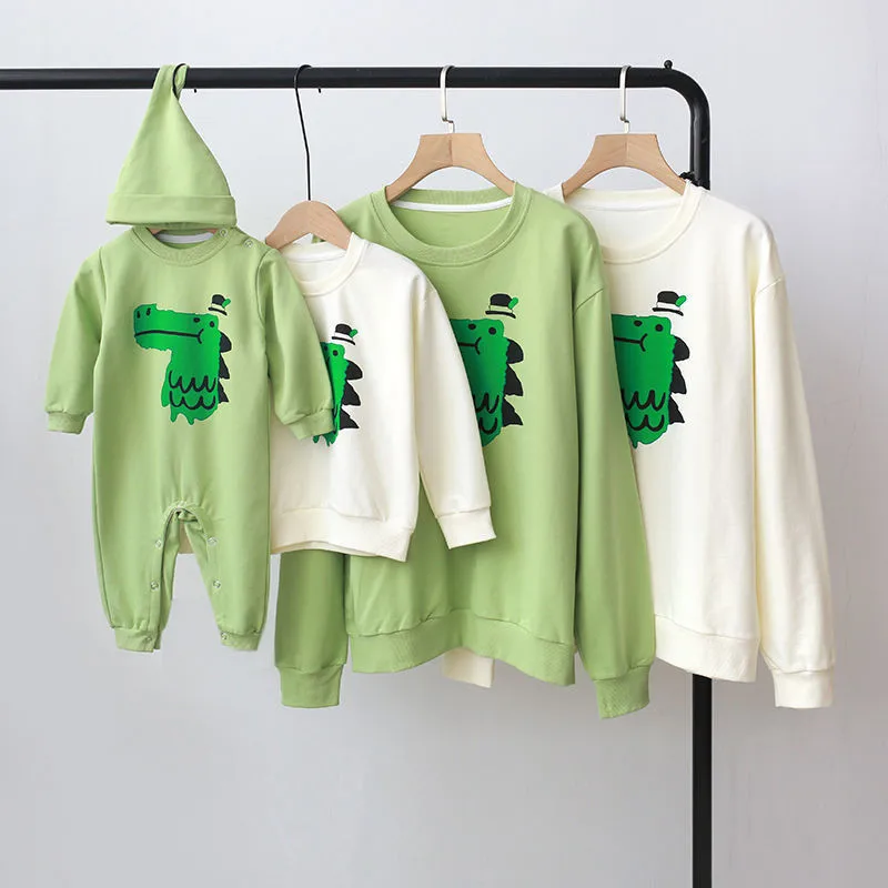 

Dad Mom Daughter Son Sweatshirt Dinosaur Print Adult Girls Boys Tops and Newborn Baby Romper for Family Matching Clothes Outfits