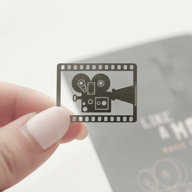 Закладка в рулоне для кулон с изображением из фильма металлическая Канцтовары