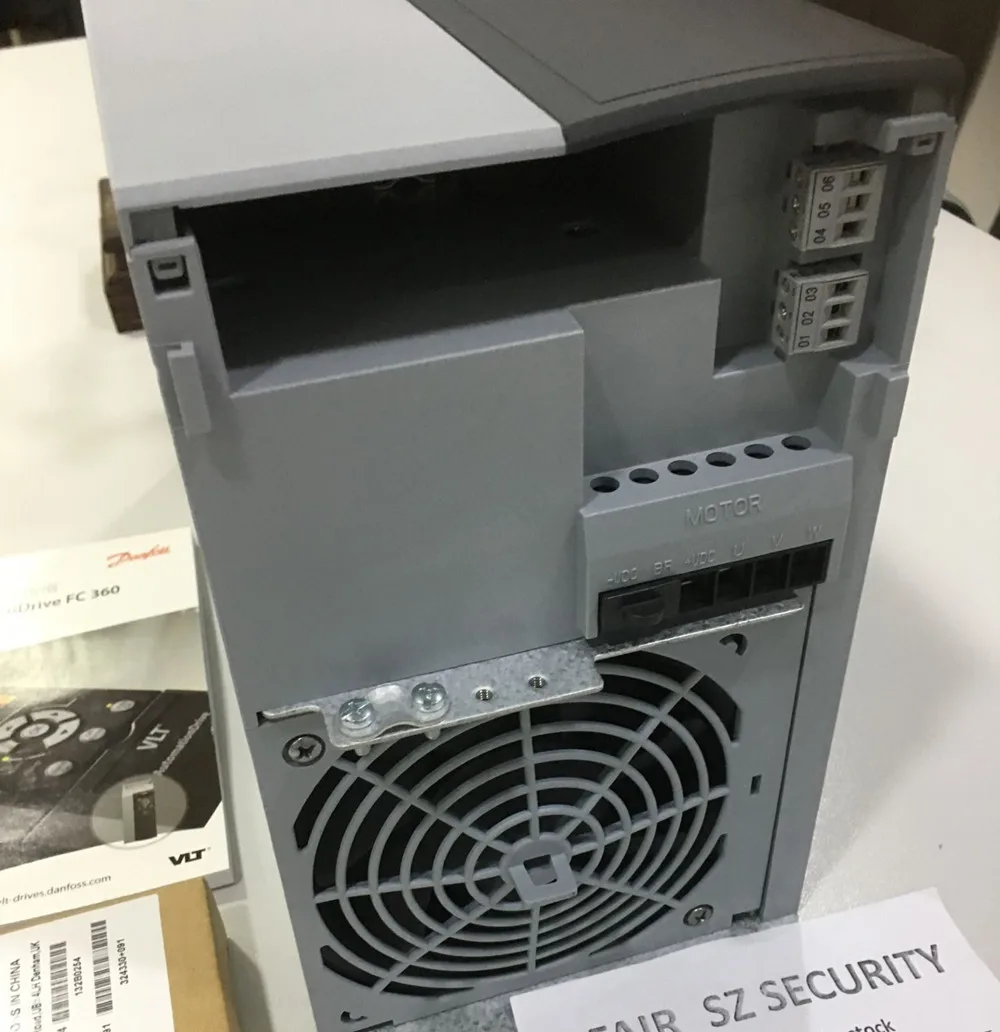 Danfoss FC360H18KT4E20H2BXC FC360H18KT4E20H2BXCDXXSXXXXAXBX 18.5KW/380V преобразователь частоты новый