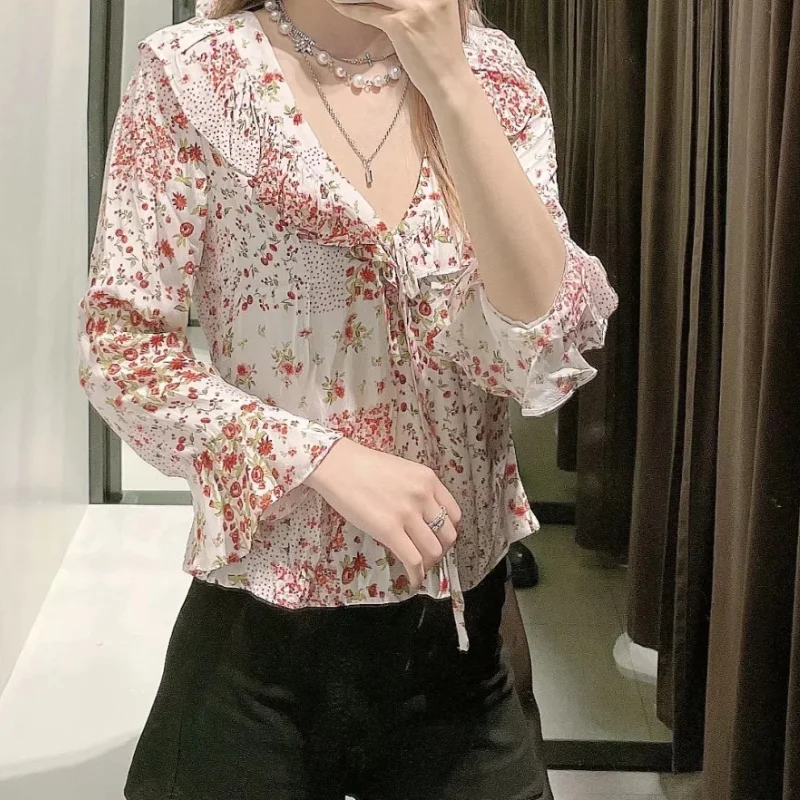 

Japan Style Fresh Sweet Print Women Shirt Ruffle V-nevk Flare Long Sleeve Ladies Tops Chic Elegant Summer Casual Blusa Feminina