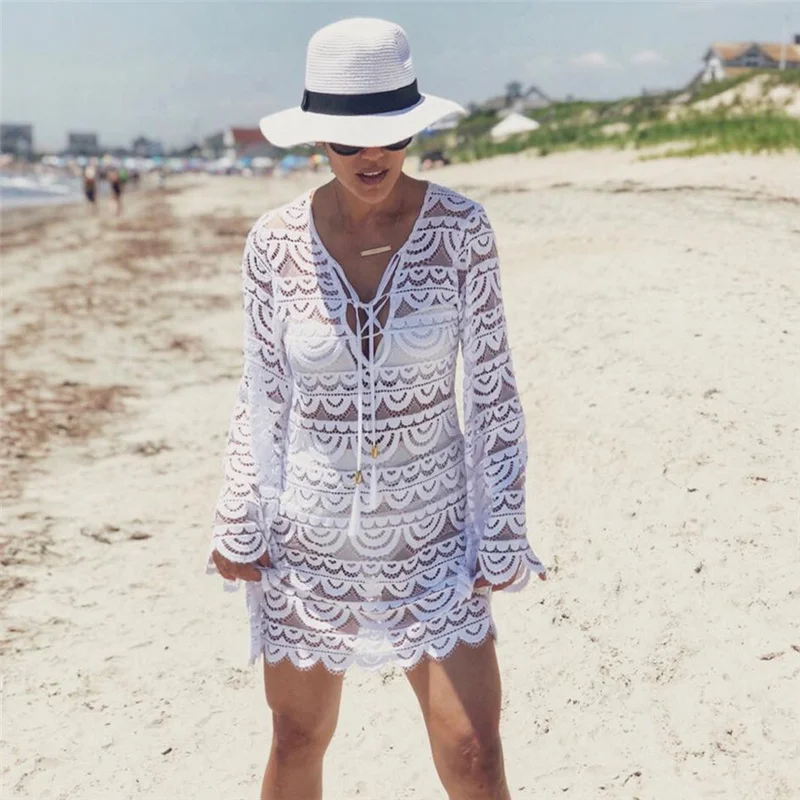 Сексуальное кружевное платье с глубоким v образным вырезом фестонным краем