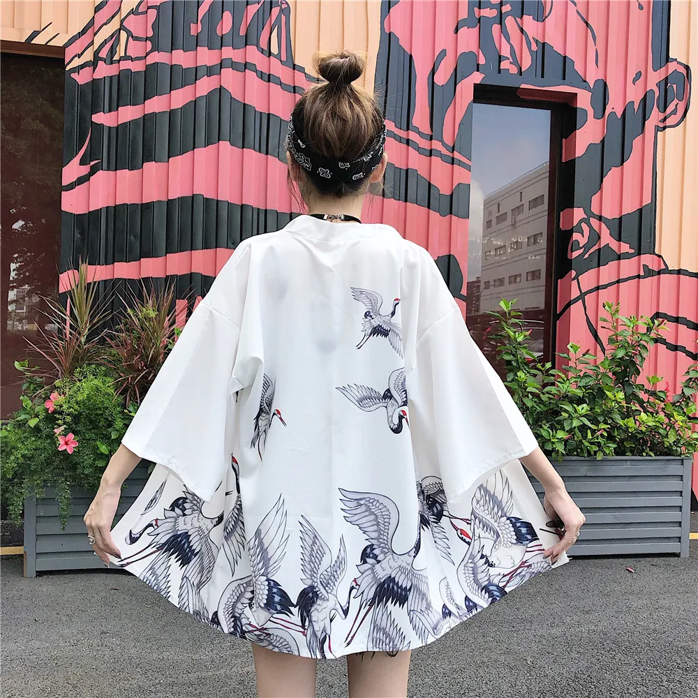 

2020 Ins HOT Chinese Style White Black Crane Print Loose Summer Women Harajuku Japanese Fashion Kimono Cardigan Asian Clothes
