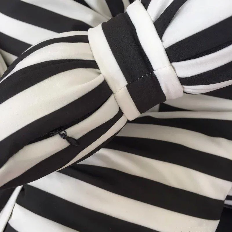 Подушка с бантом в черно-белую полоску фото реквизит милая Корейская для