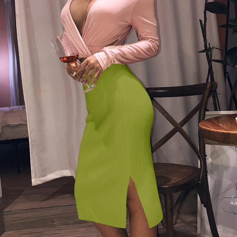 Сексуальная однотонная трикотажная облегающая юбка с разрезом сбоку