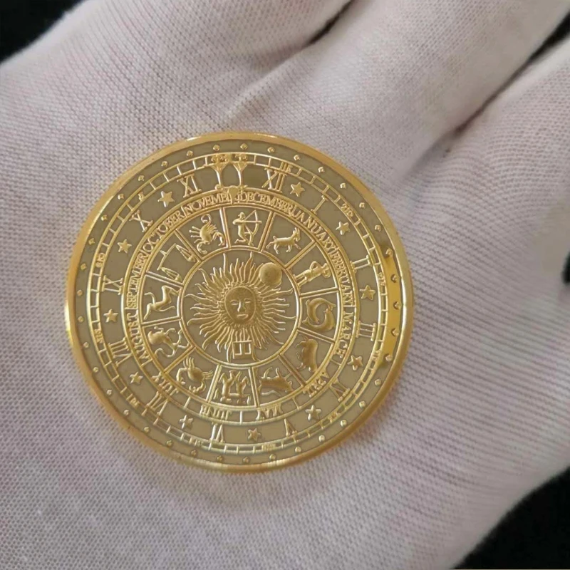 

Gold Plated Sun Moon Divination Coin Lucky Constellation Collection Art 85LA