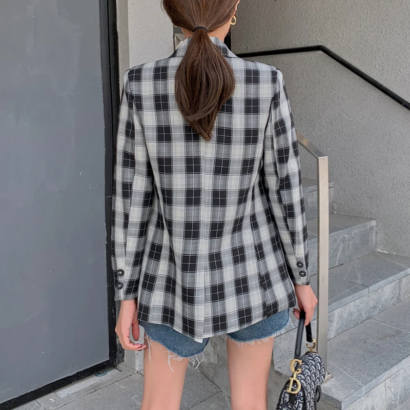 

2020 Spring Single Button Plaid Women Blazer Notched Collar Pockets Female Jacket Blazers Office Elegant Long Sleeve Suit Jacket