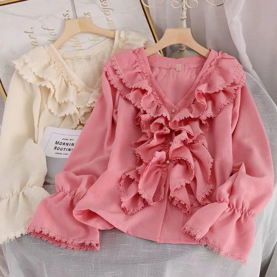 

2021 spring and autumn sweet lotus leaf lace shirt Korean temperament V-neck top