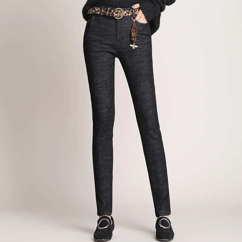 

Jeans Ladies Winter New Thickened Warmth and Thin Denim Feet Pants Women's Trousers 2021