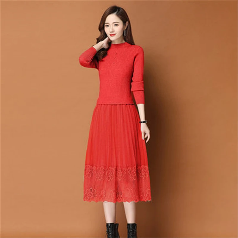 Осенне-зимнее женское платье вязаное длинное прямое макси кружевное плотное с