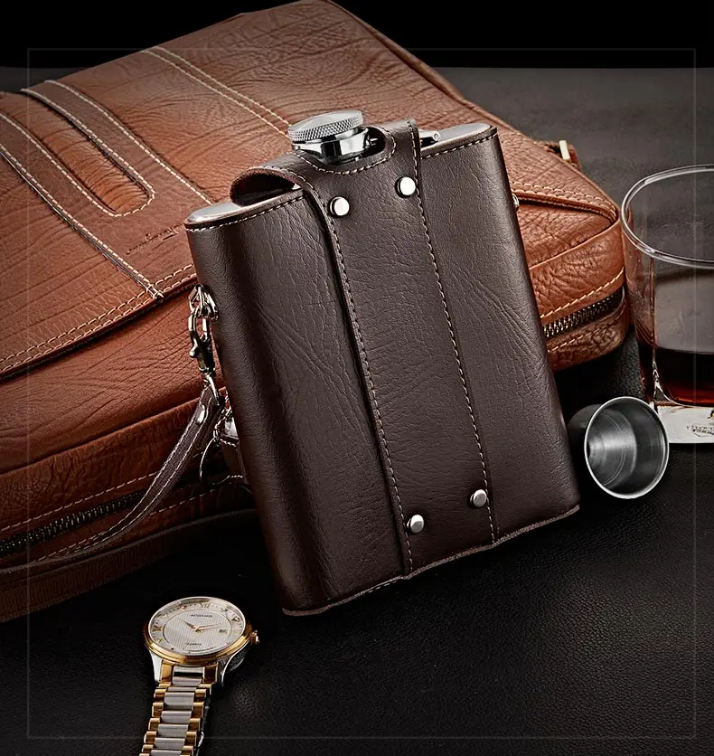

Creative Leather Hip Flasks Personalized Portable Outdoor Whiskey Hip Flask Groomsmen Gifts Karafka Do Whisky Barware DF50JH
