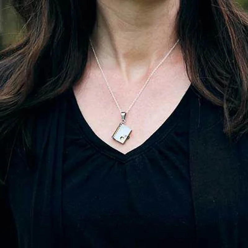 

Stainless Steel Couple Lover Heart book necklace for man woman Birthday Gift Jewelry