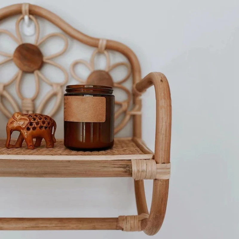 

FQYL Rattan Wall Shelf Flower-Shaped Decor Storage Rack for Bathroom