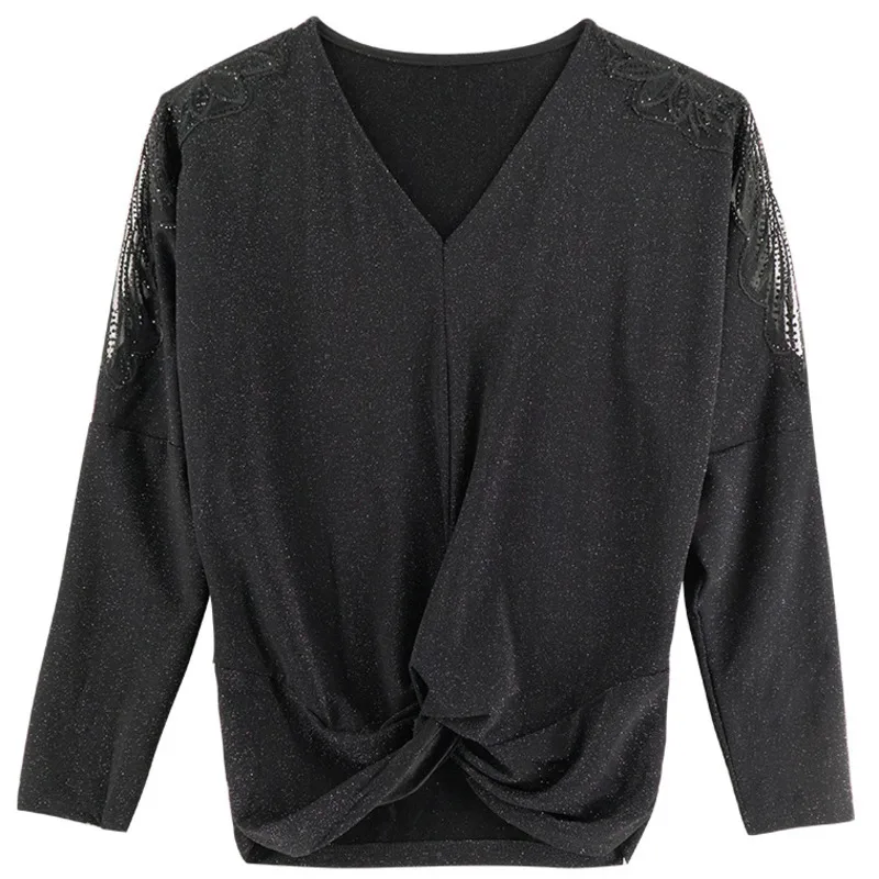 

XUXI Autumn Women Fashion Black Shirt 2019 Sexy V-neck Bat Sleeve Lace Stitching Folds Bright Silk Blouse Chemise Femme FZ0248