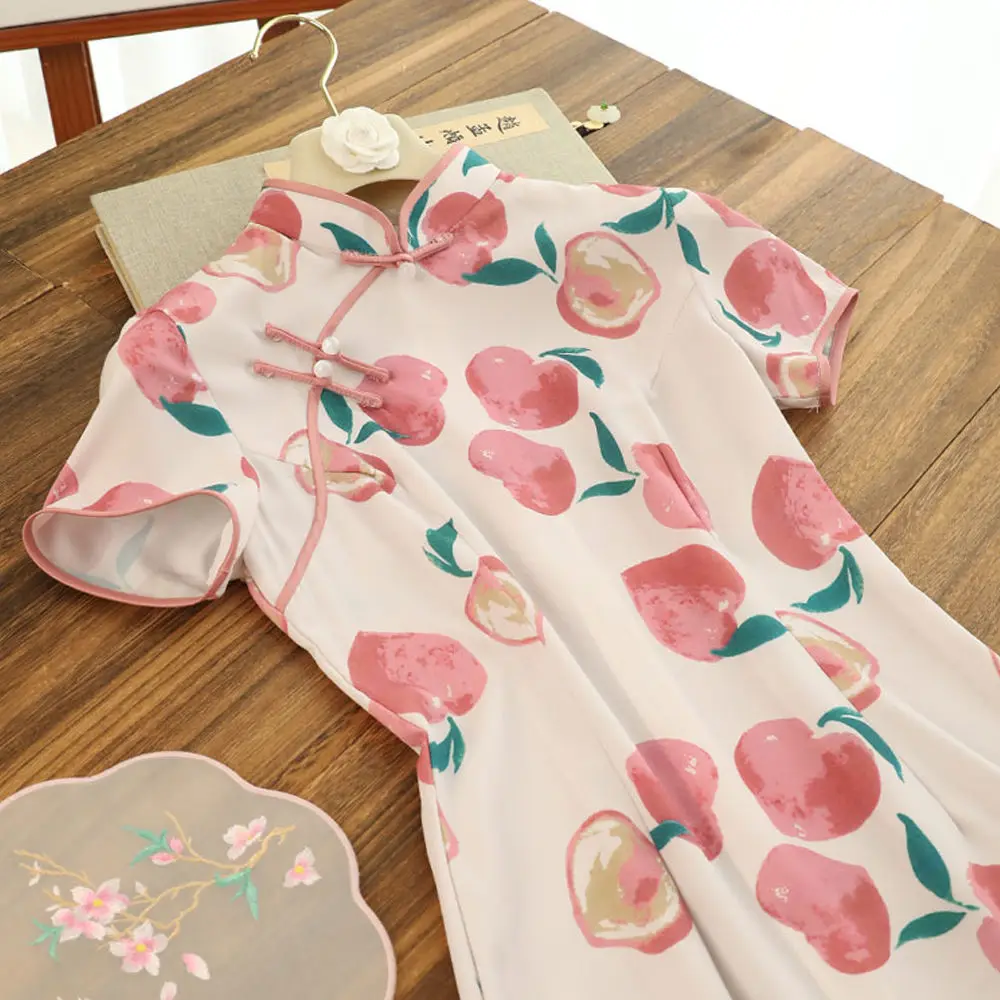 

Платье в китайском стиле с принтом в виде персиков, элегантное винтажное пикантное мини-платье в китайском стиле Ципао на пуговицах, с ворот...