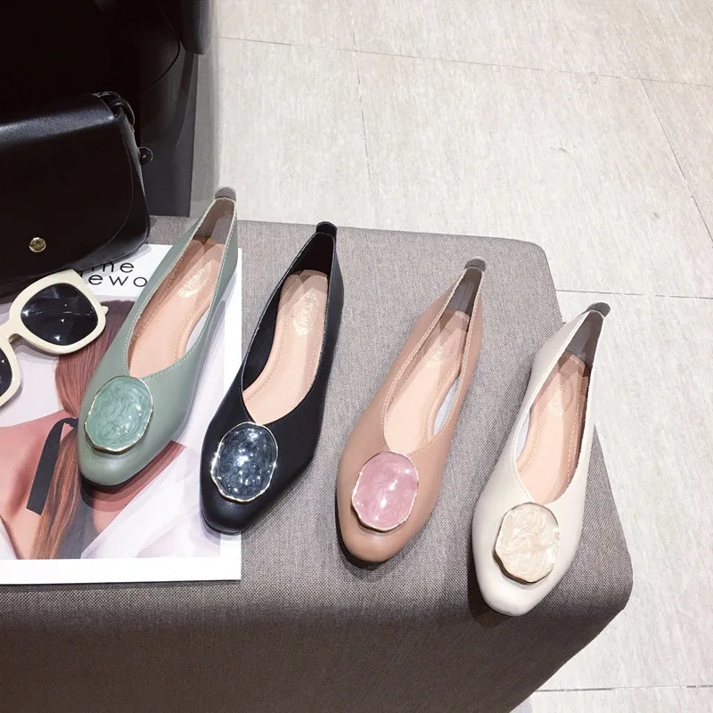 

Women Vulcanized Shoes High Quality Women Sneakers Slip On Flats Shoes Women Loafers Plus Size 42 Walking Flat