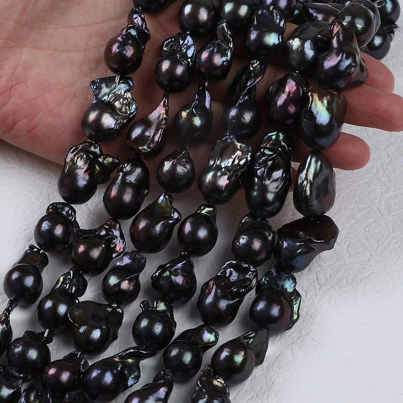 Нить из натурального пресноводного черного барочного жемчуга 16-17 мм класс AAA