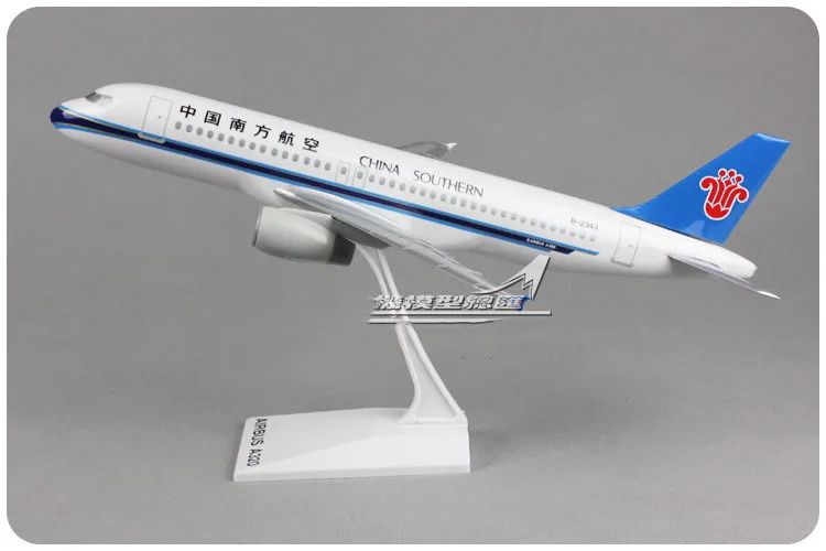 

38CM 1:200 Plastic Air China Southern Airlines Airbus A320 B-2343 Airways Aircraft Assembled Assembly airplane model Plane Toys