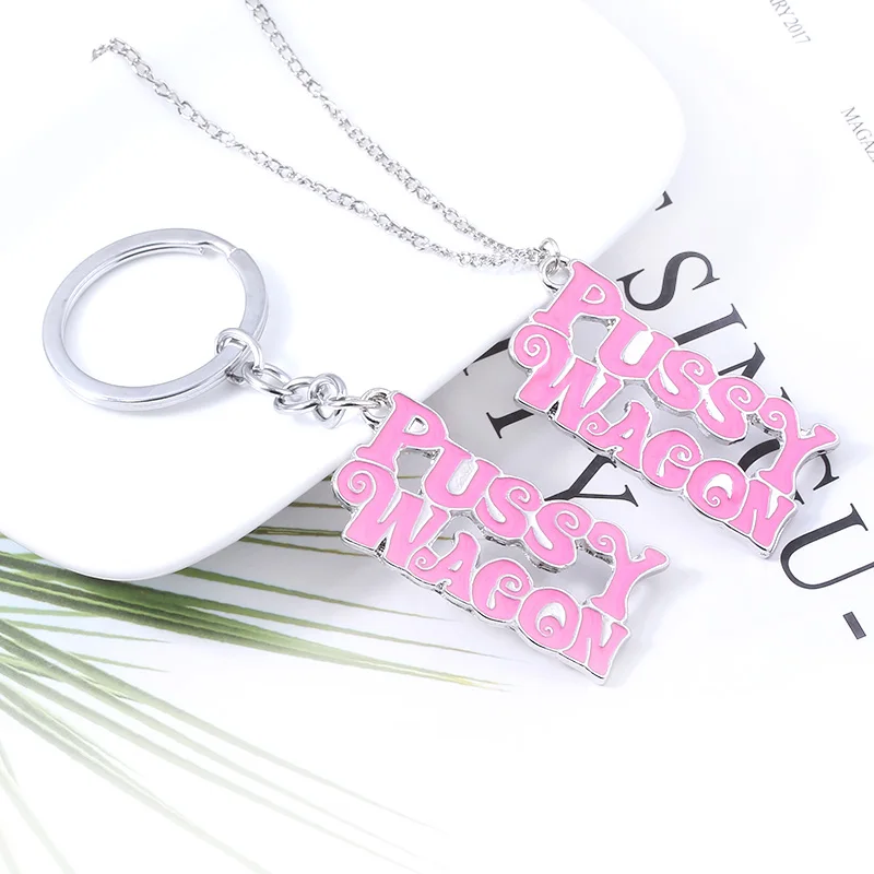 

SG Top Fashion Kill Bill PUSSY WAGON Keychain Pink Key chains Women Girl Bag Car Keyring Accessories Christmas Jewelry Gift