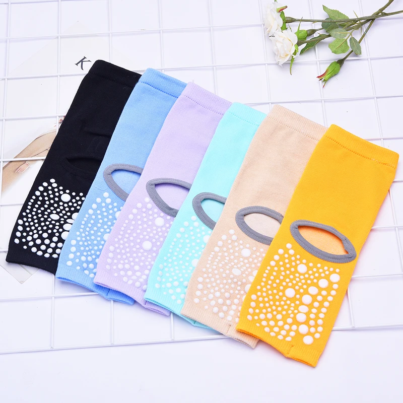 

Hot Two Toe Yoga Socks Silicone Non Slip Quick-Dry Pilates Sock Foot Heel Cotton Ventilation Ballet Dance Sock for Women Fitnes