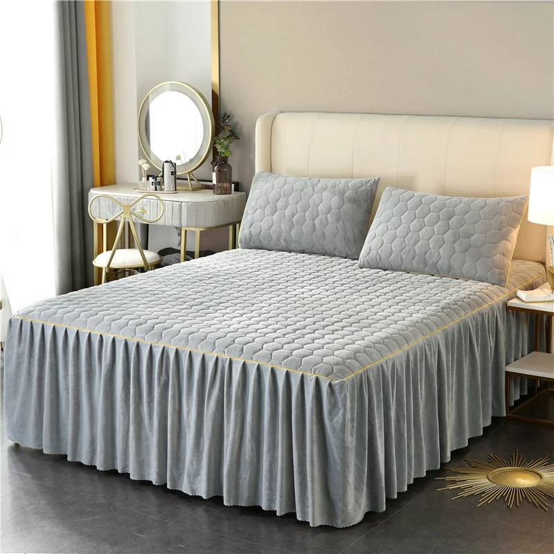 

Premium Bedding Crystal Velvet Bed Skirt Sheets Warm Plush Bedspread Breathable Queen King Size Bed Cover for Adults Children