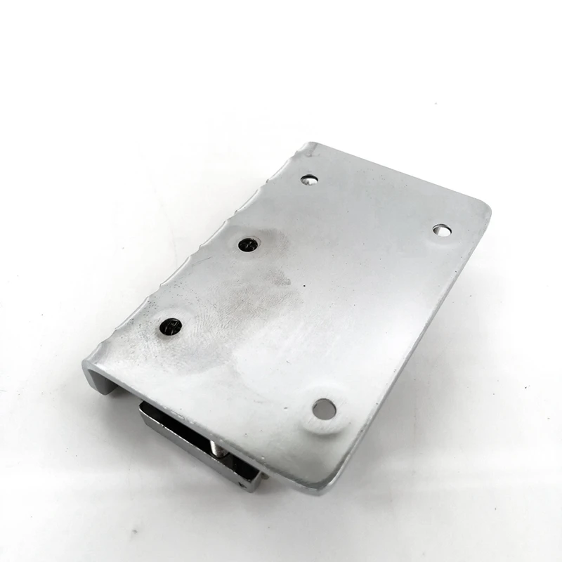 

A Set 65mm 6 String Roller Saddle Bridge for Electric Guitar Guitar Bridge Electric Guitar Accessories