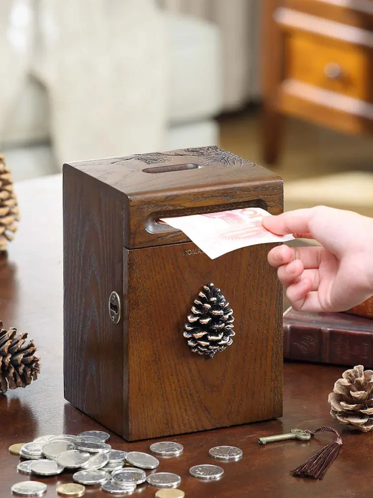 

Высококачественная Копилка из цельной древесины с дизайном Pinecone и замком