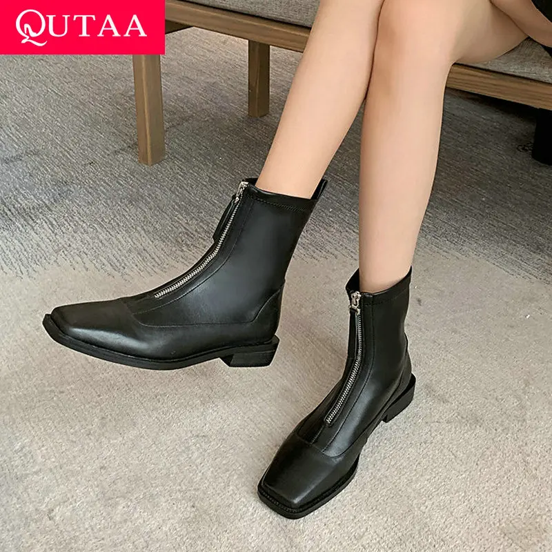 

QUTAA/2022 г. Осенне-зимняя женская обувь носки из натуральной кожи с квадратным носком на среднем каблуке ботильоны зимние полусапожки размеры ...