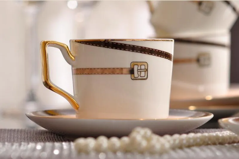 Европейский Британский керамический чайный набор из костяного фарфора кофейный