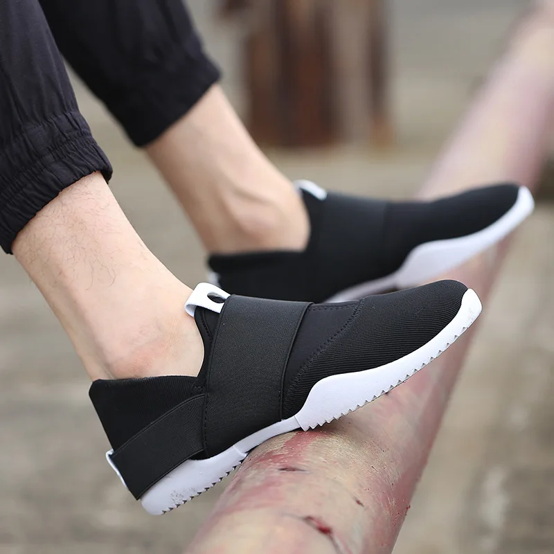 

New Fashion Autumn Shoes Men Flyweather Comfortables Keep Warm Non-leather Casual Lightweight Jogging winter Shoes